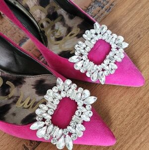 Perfect Holiday Wardrobe Staple! Removeable Clip On Shoe Charms